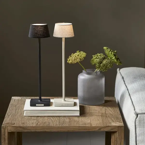 Rivièra-Maison RIVIÈRA MAISON Lampe à poser Luminee Linen USB, noire