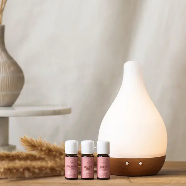 Wasgeluk Mozzin Diffuser Ella: Verfijnde Harmonie - Premium Aromatherapie Apparaat met Opal Glazen Cover en Heveahouten Basis - Automatische Uitschakeling - Fluisterstil!