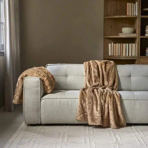 Rivièra-Maison RIVIÈRA MAISON VERAN FAUX FUR THROW 170X130