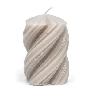 Twisted Pillar Candle flax 6,5x9