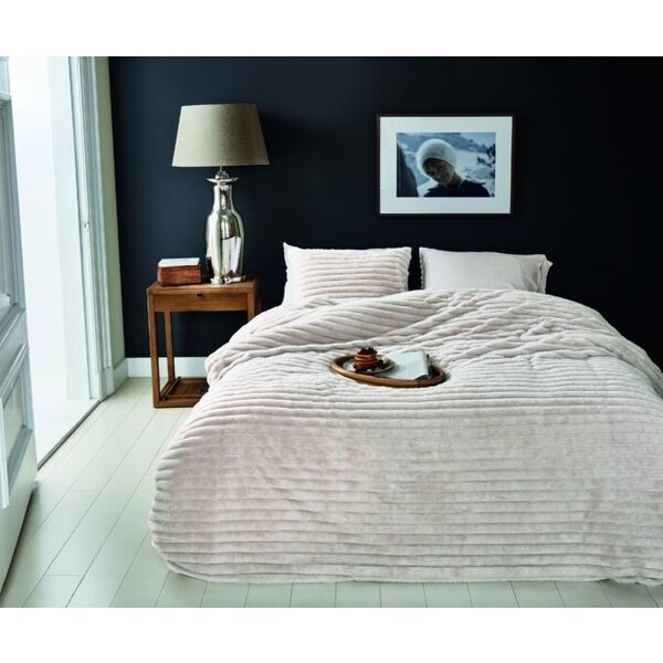 RIVIÈRA MAISON Luxe dekbedovertrek Riviera Maison Furry Stripes Off-white – stijlvol beddengoed in diverse maten voor een warme en elegante slaapkamer