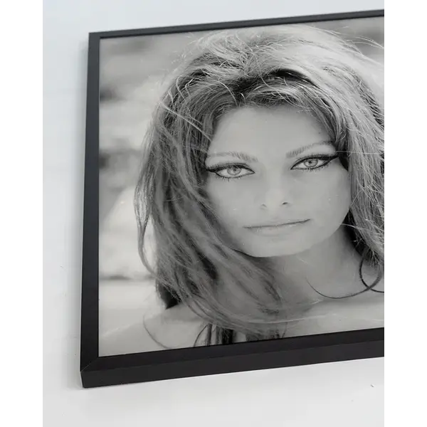 Any Image Décoration Murale Young Sophia Loren – Hêtre Noir – 50x60 cm