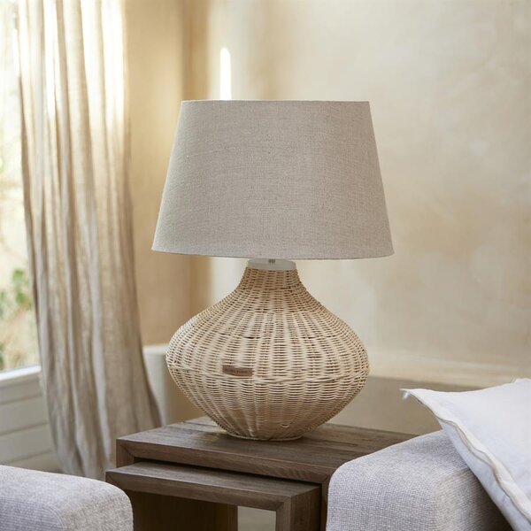 RIVIÈRA MAISON Rivièra Maison Novi Tischlampe – Handgefertigte Rattan-Lampe – Ø 45 cm