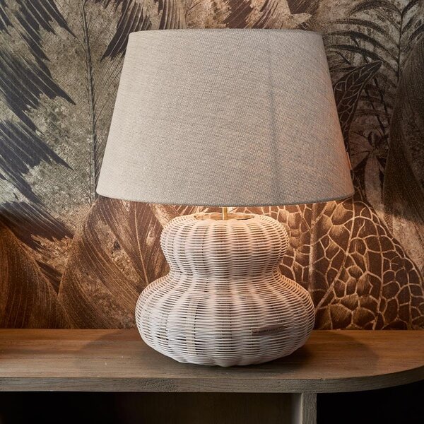 RIVIÈRA MAISON Rivièra Maison Valenton Rattan Tischlampe – Handgefertigter Rattan-Lampenfuß – Ø 40 cm
