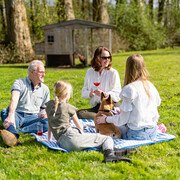 Zo zorg je voor minder schermtijd binnen je gezin