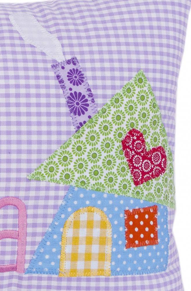 crêpes suzette Namenskissen Häuschen und Hund als Taufgeschenk für Mädchen, Farbe: Flieder kariert