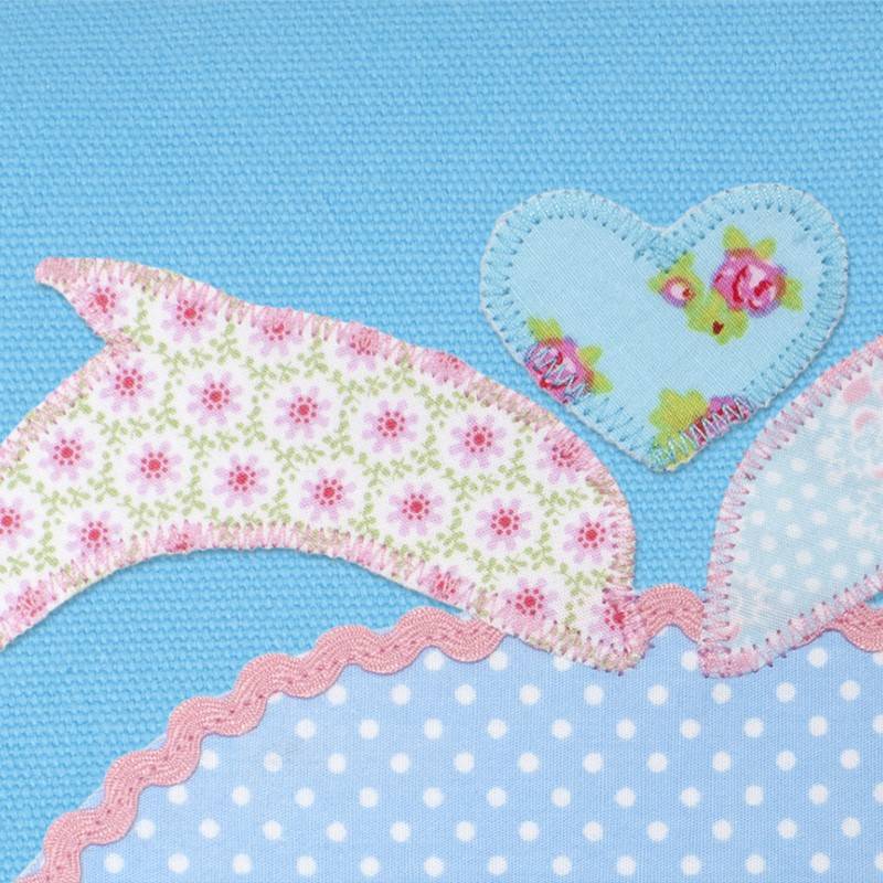 crêpes suzette Kindergartentasche mit Namen bestickt mit Delfin