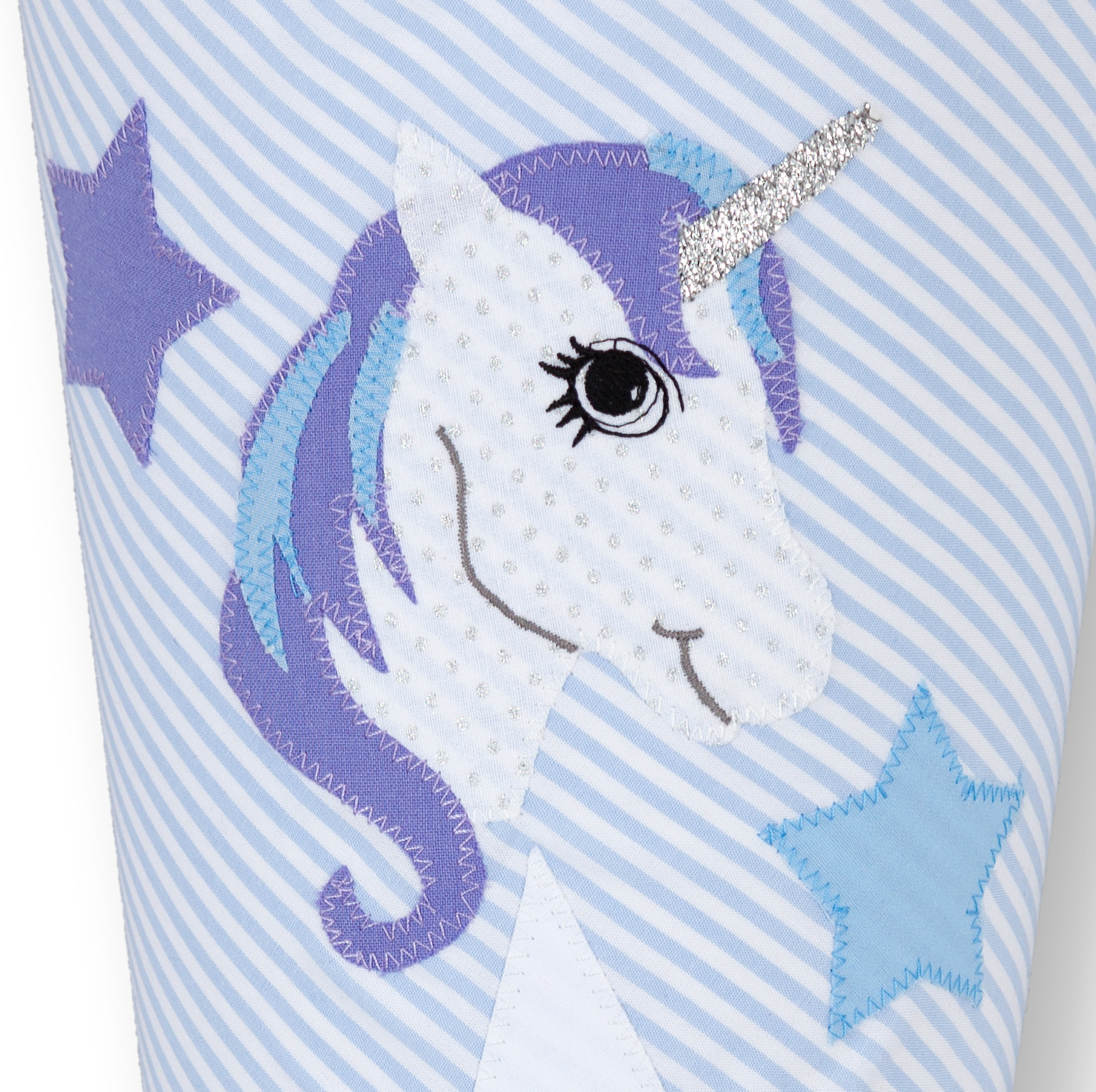 crêpes suzette Schultüte für den ersten Schultag aus Stoff in Hellblau und Flieder mit Einhorn – Variante: mit Wunschnamen