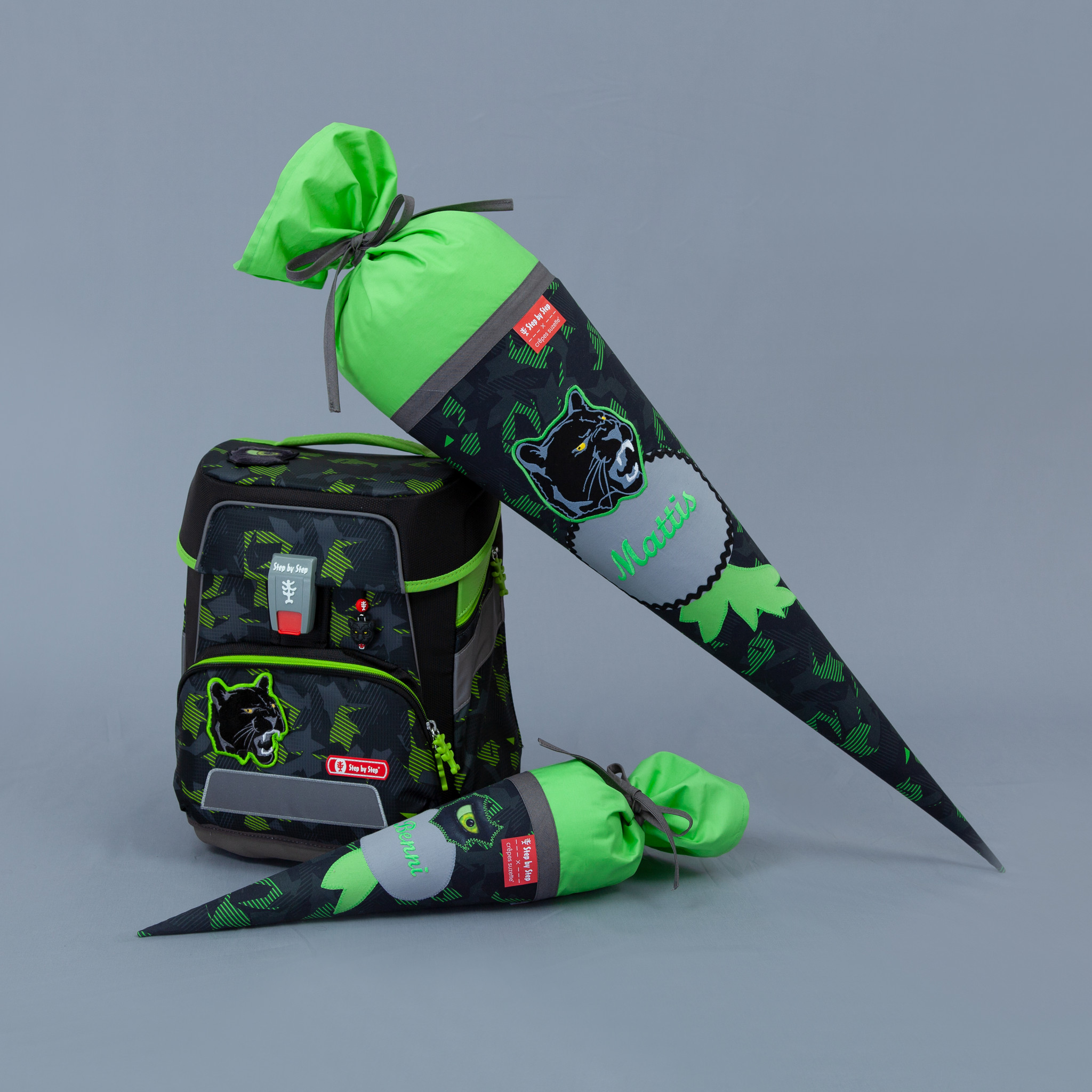 crêpes suzette Geschwisterschultüte passend zu Step by Step Schulranzen Black Cat Chiko, bestickt mit Wunschnamen – Varianten: mit Motiv und Namensbestickung