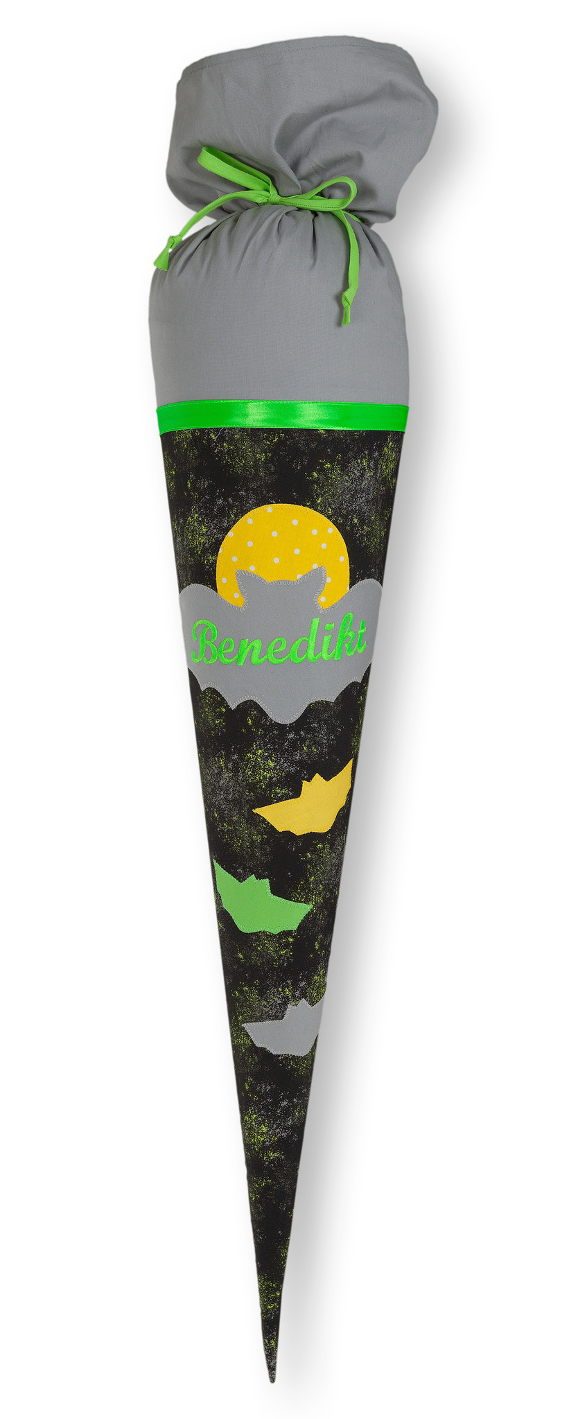 crêpes suzette Stoffschultüte in Hand gearbeitet für eine tollen ersten Schultag, Motiv Fledermaus – Variante: mit Wunschnamen