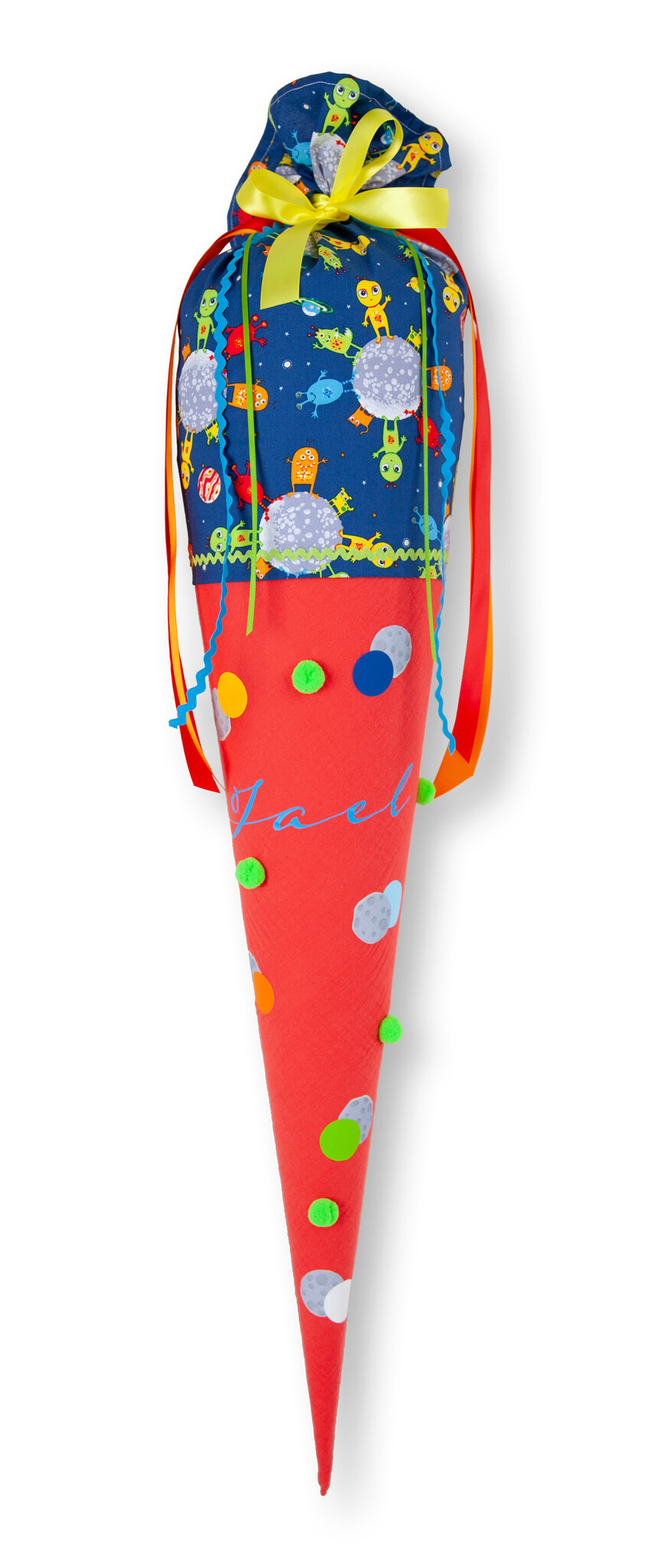 crêpes suzette Bommeltüte zum Schulstart genäht aus Musselin mit vielen tollen Bommeln und Alien-Druck – Variante: mit Wunschnamen