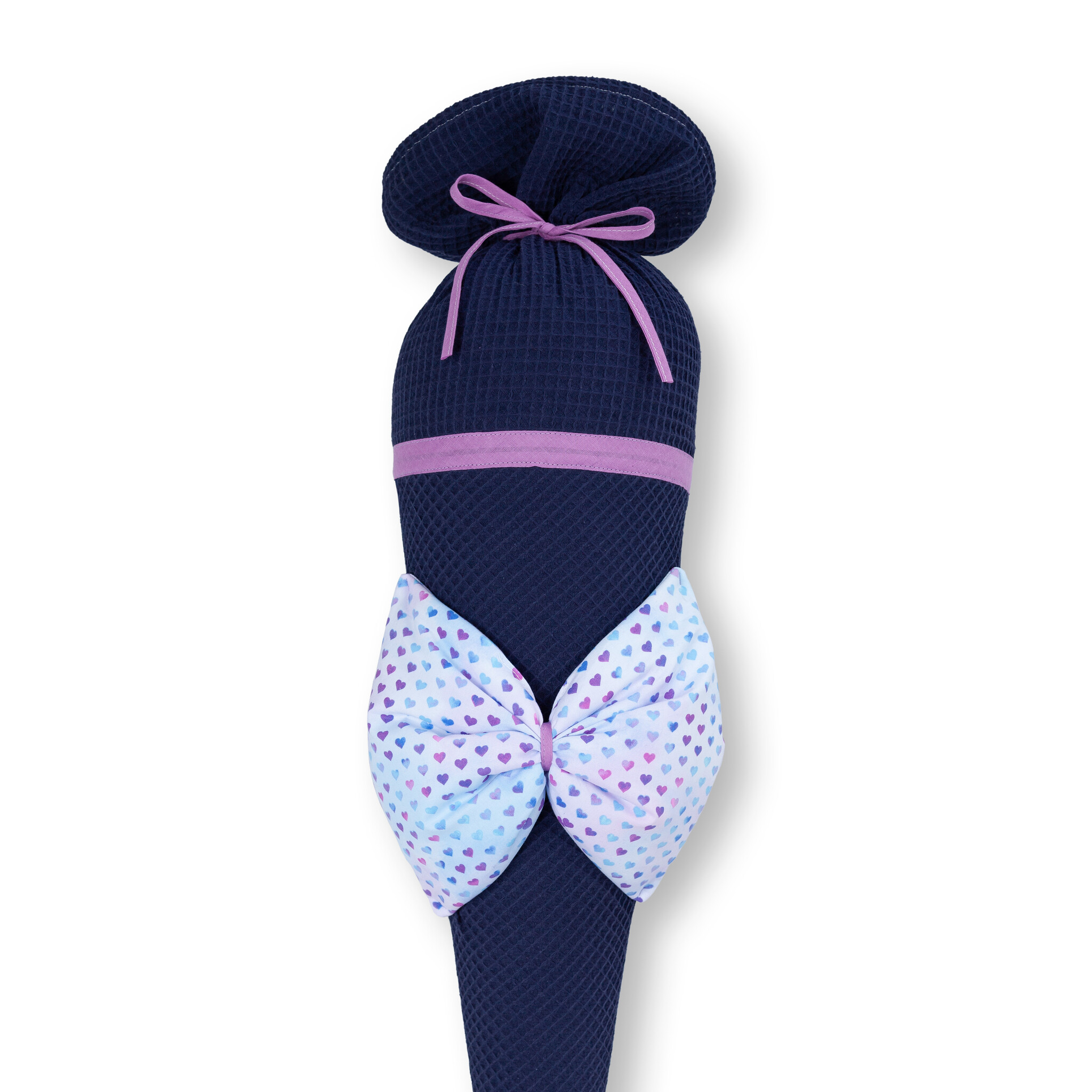crêpes suzette Schultüte aus Stoff | handgenähte Stoffschultüte für Mädchen & Jungen | Farben: Dunkelblau & Flieder | große Schleife mit Herzprint | personalisierbar mit Namen – Variante: mit Wunschnamen
