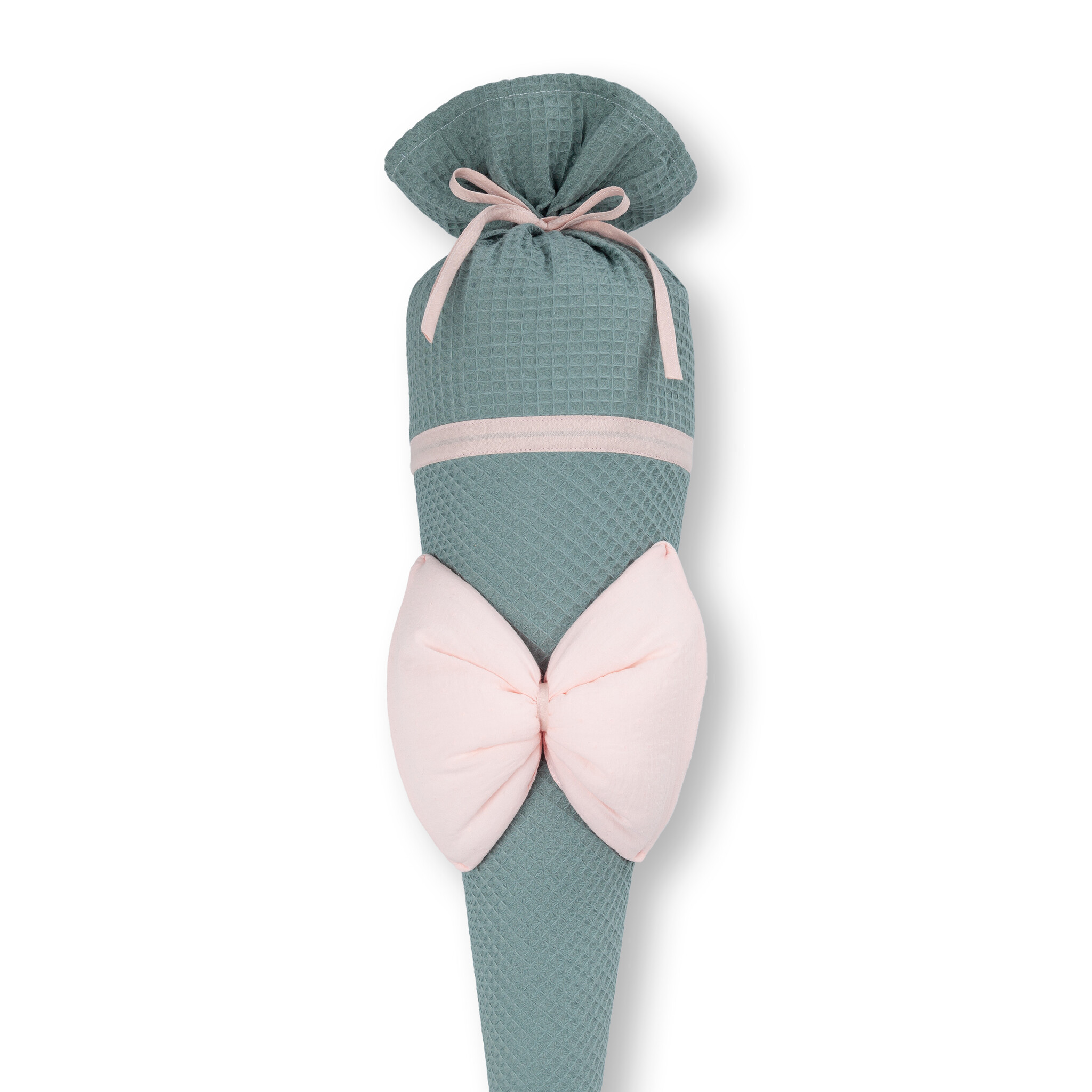 crêpes suzette Schultüte aus Stoff | handgenähte Stoffschultüte zur Einschulung | Farben: Pudergrün & Rosa | große Schleife aus rosafarbenem Stoff | personalisierbar mit Namen – Variante: mit Wunschnamen