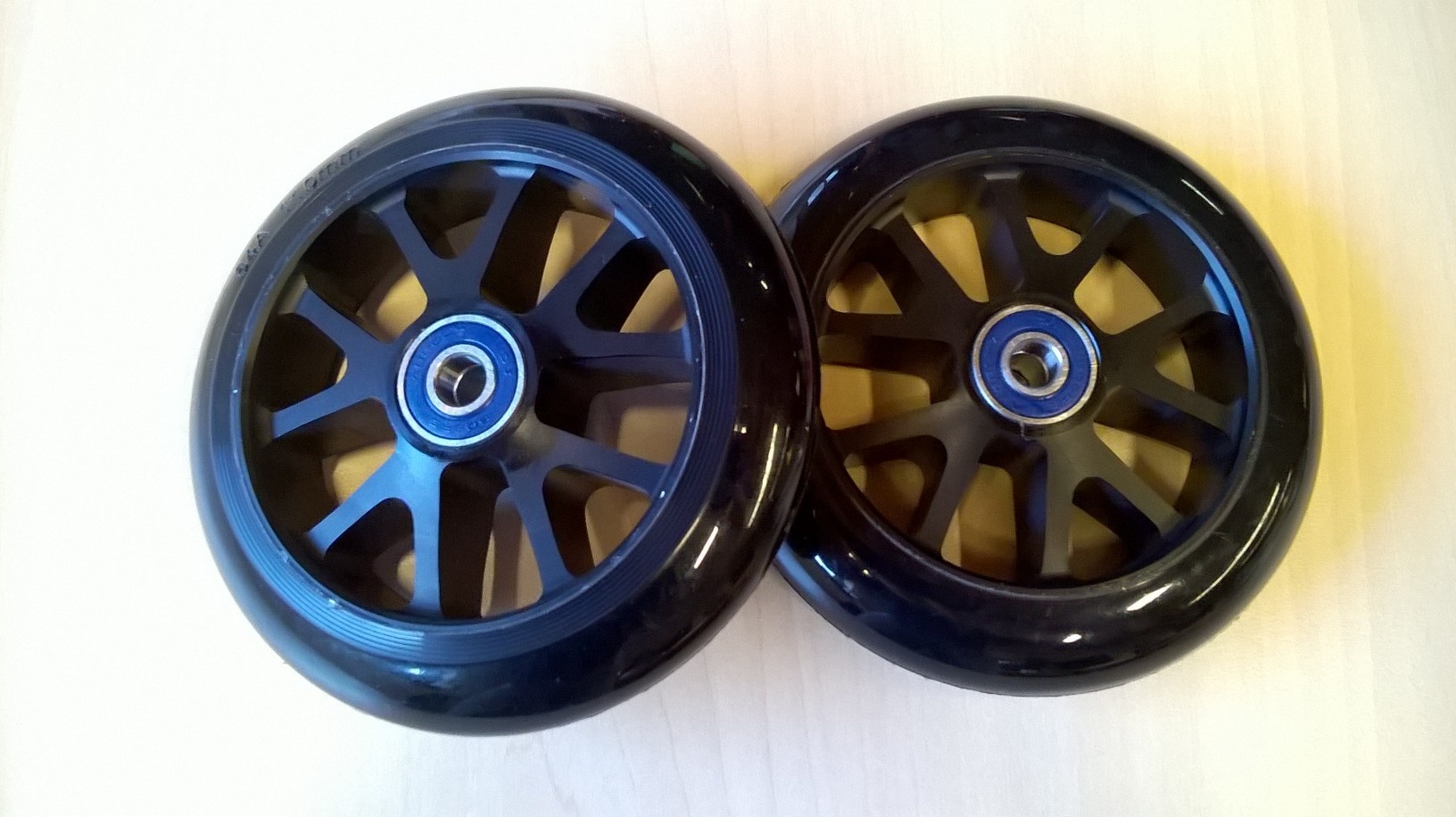 JD BUG 110 MM WHEELSET BLACK /119Y