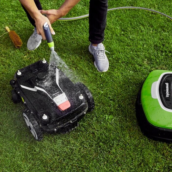 Greenworks Optimow® 15 pro robotic lawnmower