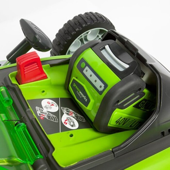 Greenworks 40 Volt Cordless Mower G40LM41
