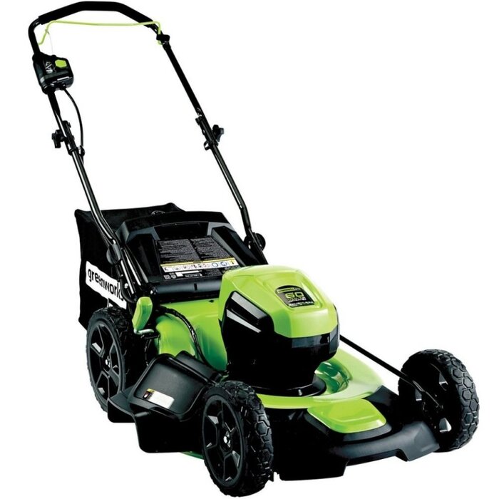 Greenworks 60 Volt cordless lawn mower GD60LM46HP