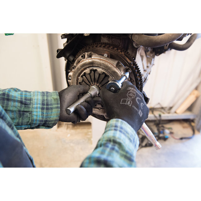 Silverline 9-piece clutch center pin set