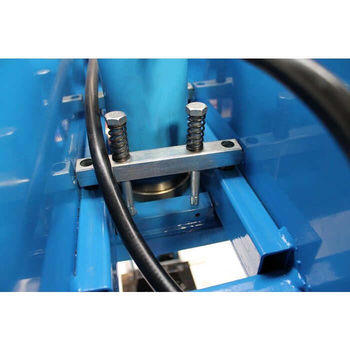 Mammuth Werkplaatspers handbediend hydraulisch 30 ton