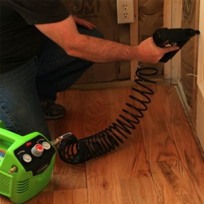 Greenworks 24 VOLT BATTERY COMPRESSOR incl battery and charger