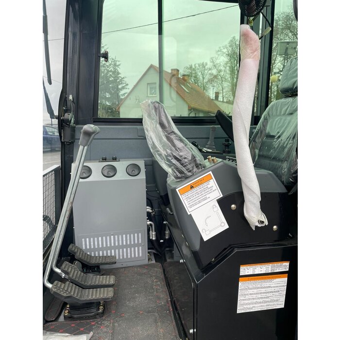 Günter Grossmann GG3000 CAB Graafmachine Kubota