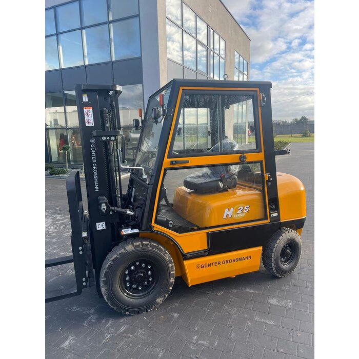 Günter Grossmann 3.0 T Vorkheftruck diesel cab