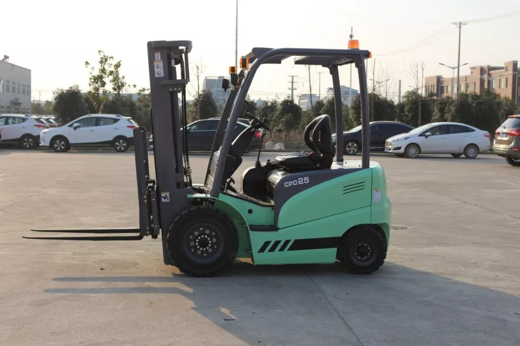 Günter Grossmann ELECTRIC FORKLIFT TRUCK