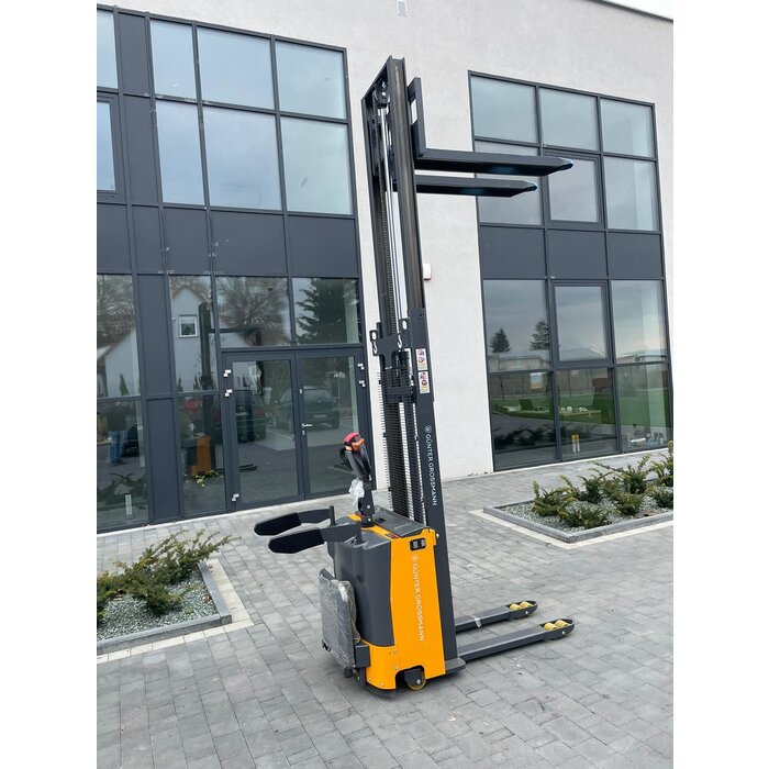 Günter Grossmann CDD15ELS - 1.5T electric pump truck stacker