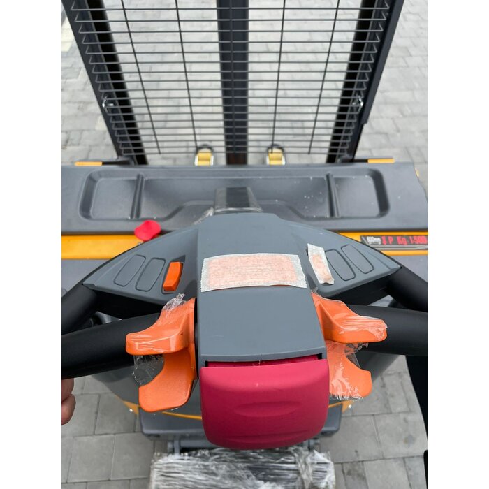 Günter Grossmann CDD15ELS - 1.5T electric pump truck stacker