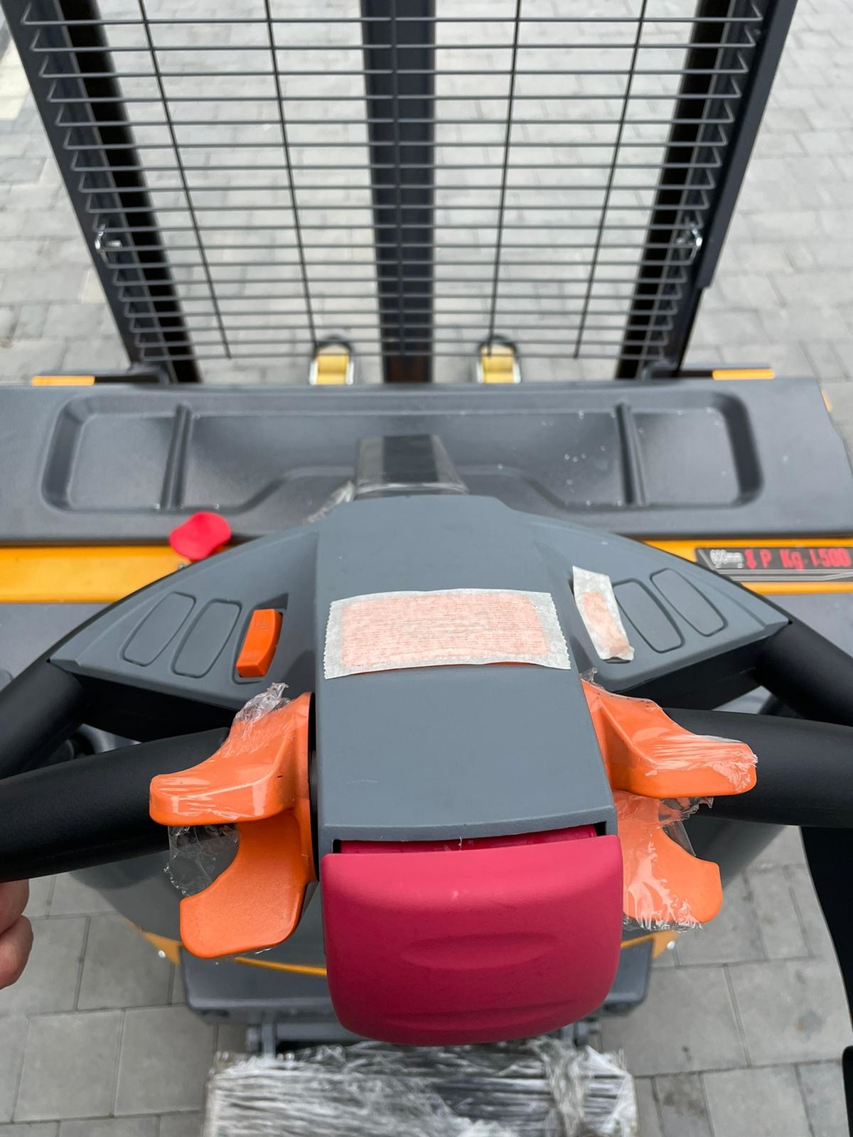 Günter Grossmann CDD15ELS - 1.5T electric pump truck stacker