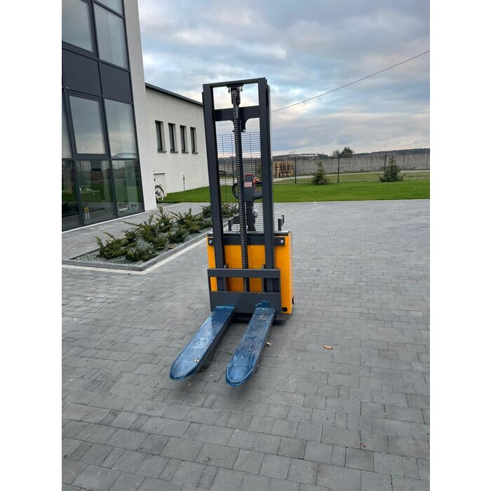 Günter Grossmann CDD15ELS - 1.5T electric pump truck stacker