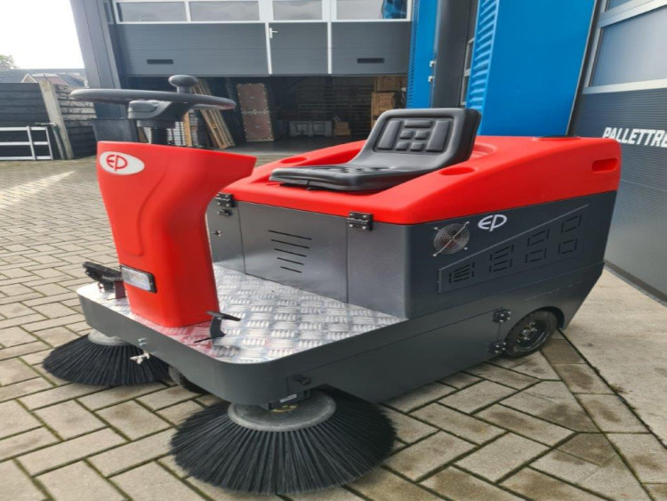 EP T1250 electric sweeper