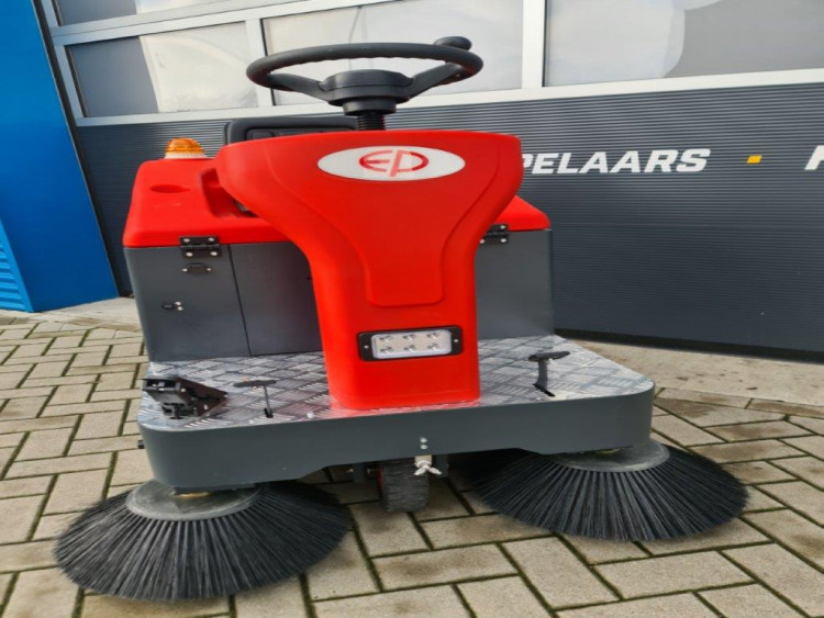 EP T1250 electric sweeper