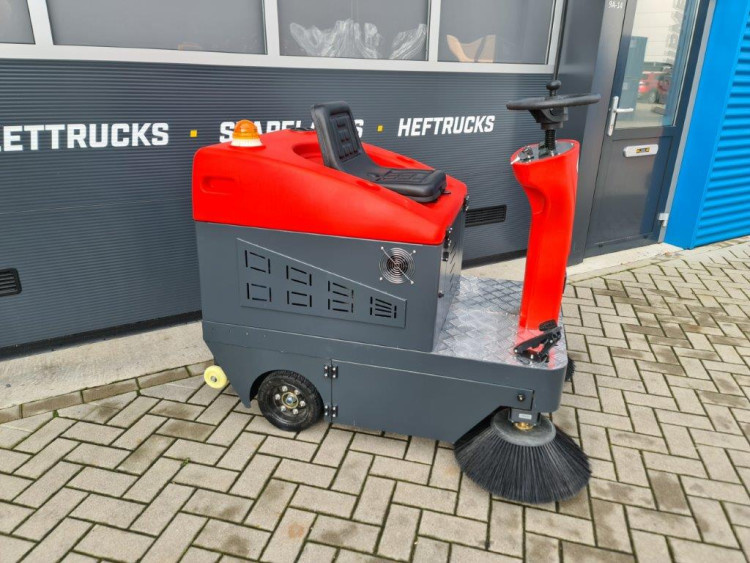 EP T1250 electric sweeper