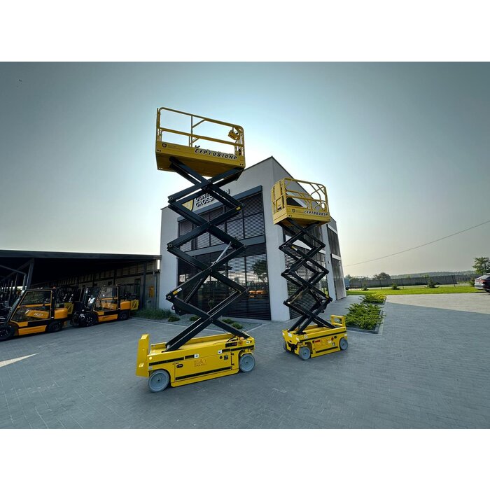 Günter Grossmann SCISSOR LIFT 6M - Copy