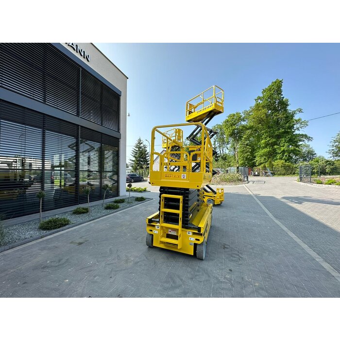Günter Grossmann SCISSOR LIFT 6M - Copy - Copy