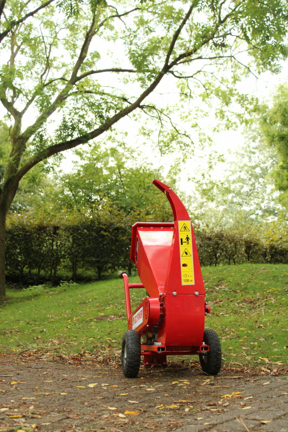 Hzc / Landworks Chipper / chipper for soft and hardwood, petrol engine B&S (SR60)