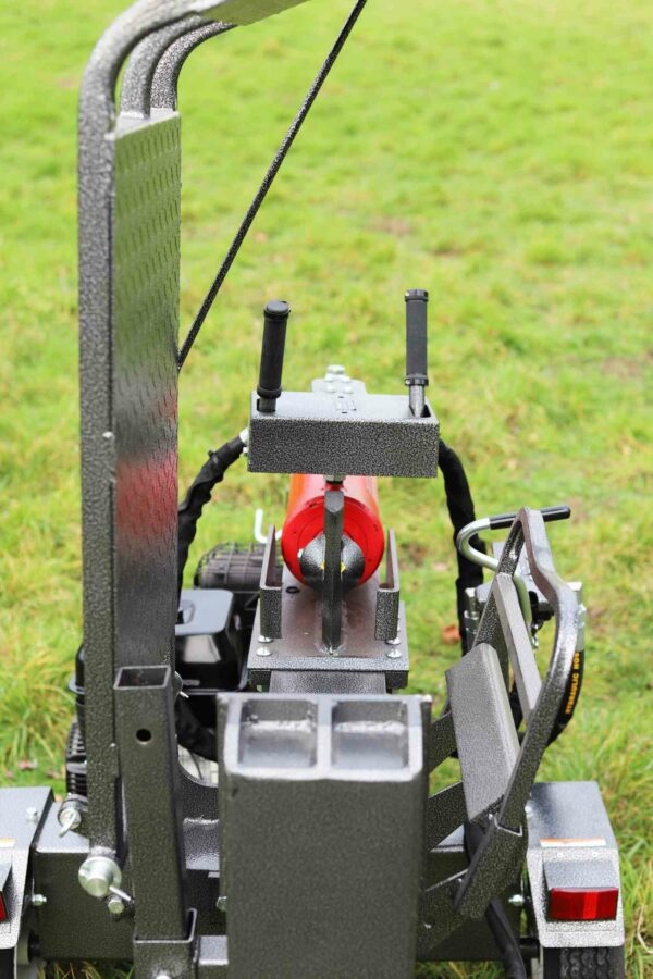 Hzc / Landworks 40 Tonnen horizontaler Holzspalter mit Benzinmotor und Holzlift (HS40335)