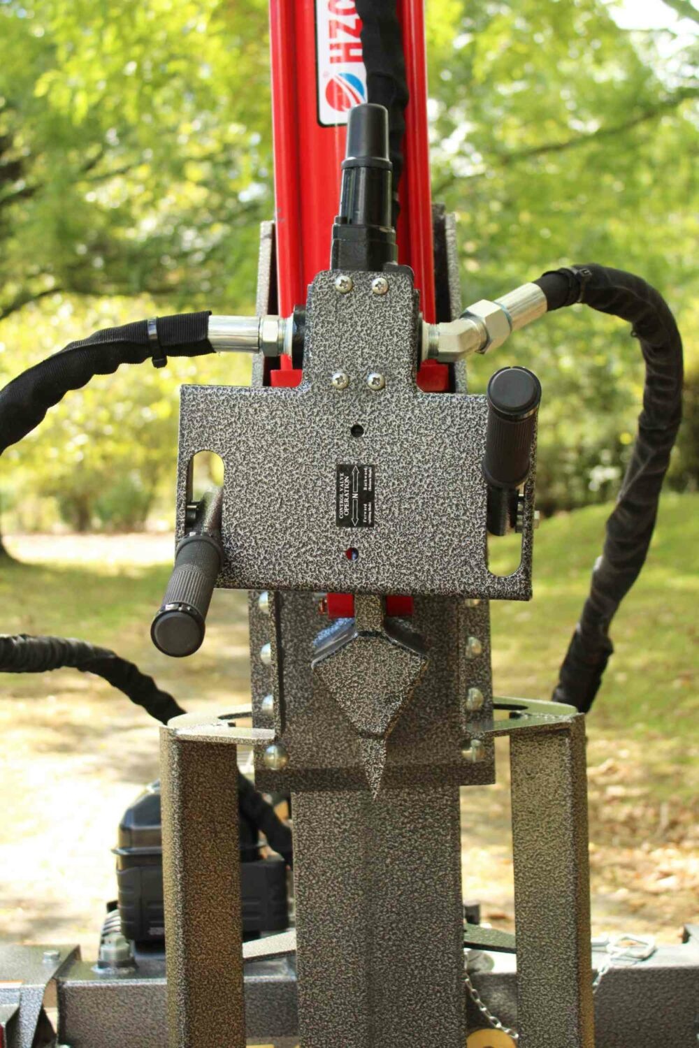 Hzc / Landworks 25 t stehender und liegender Holzspalter mit Benzinmotor und Montagearmen (HS25266)