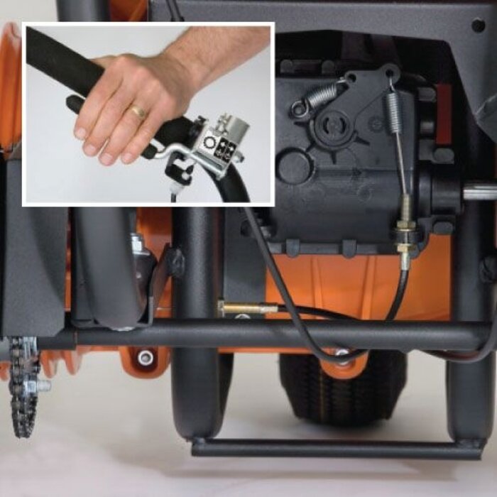 Billy Goat F1002SPV self-propelled blower