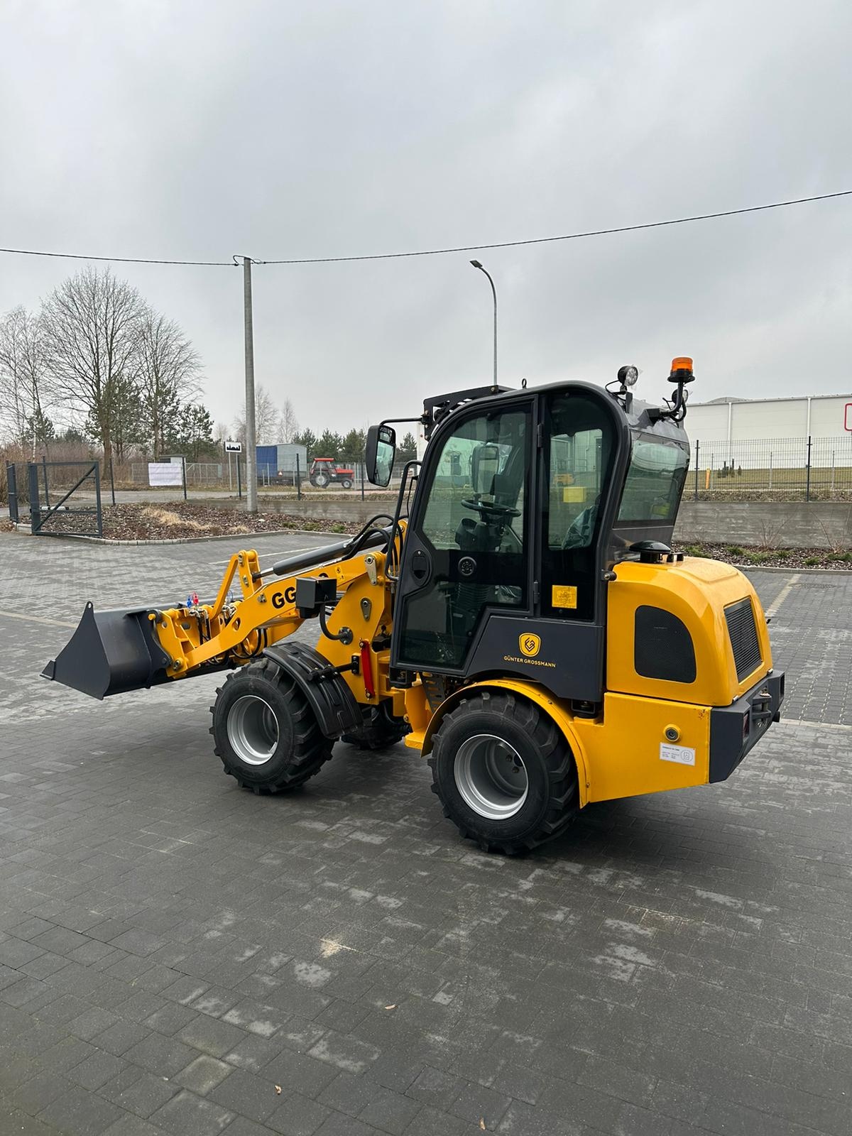 Günter Grossmann Gunter Grossmann GG09 Mini Excavator with Kubota Euro 5 Engine: Compact Power and Durability