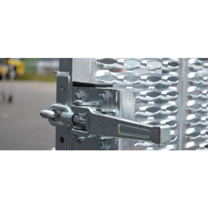 Vlemmix Aanhangwagens B.V. Machine transporter 2700 kg – 300×150