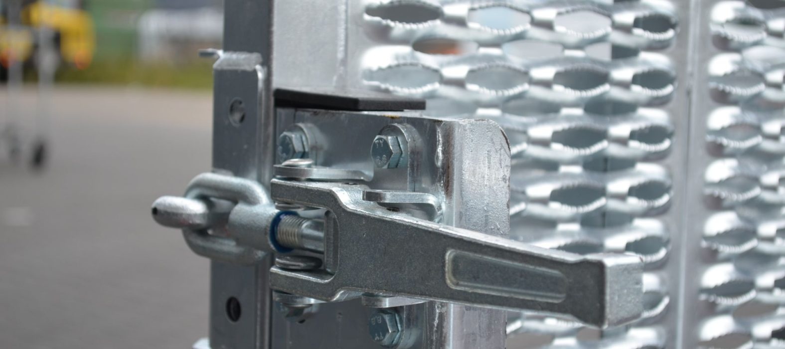 Vlemmix Aanhangwagens B.V. Maschinentransporter 2700 kg – 300×150