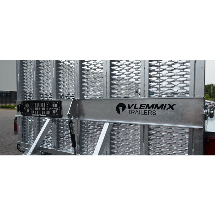 Vlemmix Aanhangwagens B.V. Machine transporter 2700 kg – 300×150
