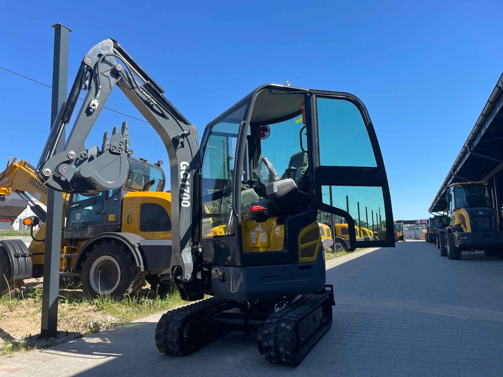 Günter Grossmann GG 1700 Mini graafmachine 3 cilinder kubota -