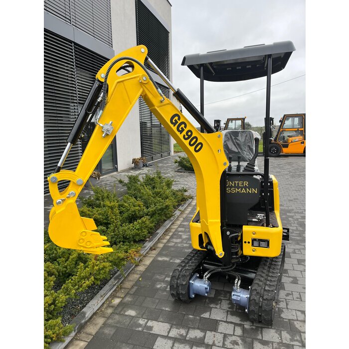 Günter Grossmann GG900 Leistungsstarker Bagger mit 3 Zylindern von Kubota