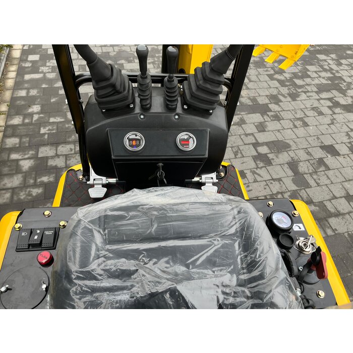 Günter Grossmann GG900 Leistungsstarker Bagger mit 3 Zylindern von Kubota