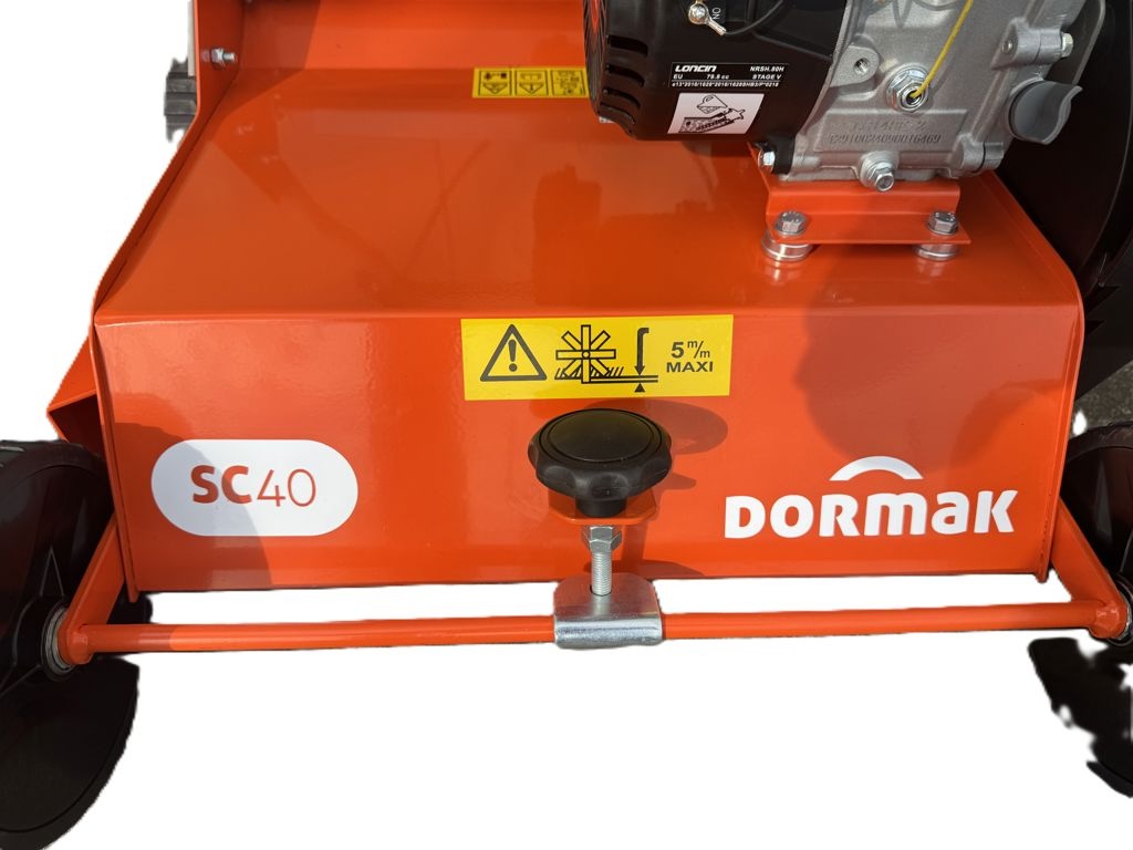 Dormak Dormak SC40 L benzine Verticuteermachine