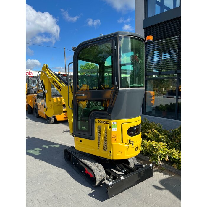 Günter Grossmann Mini graafmachine GG800NXC