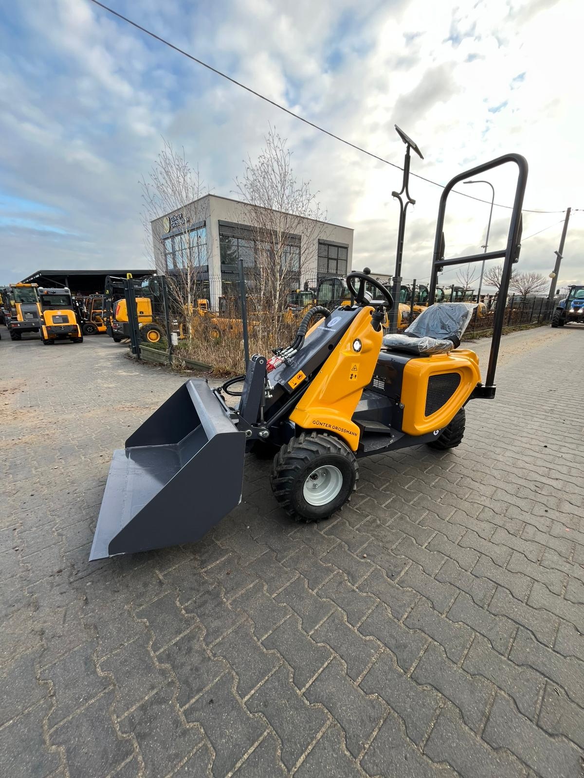 Günter Grossmann Günter Grossmann Mini lader GG300S - Compacte Driewielige Kniklader